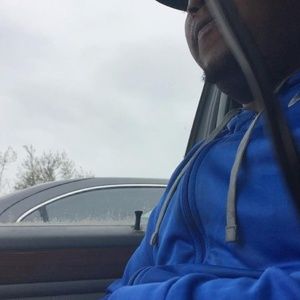 Meet your Posher, Lloyd